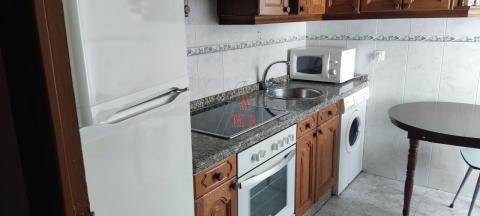 Piso de 89 m<sup style='color: #fff;'>2</sup> con 3 habitaciones y 1 baños en Valencia de Don Juan.